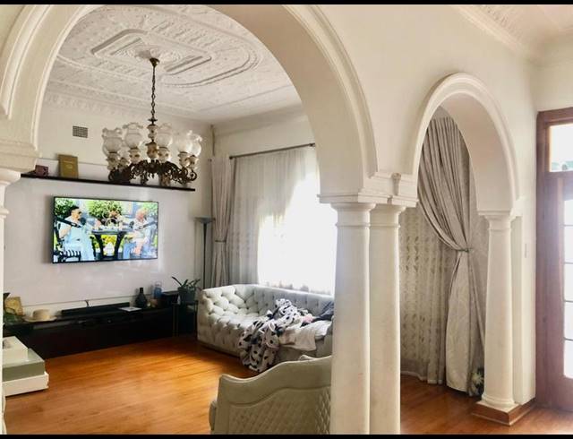 3 BEDROOM PROPERTY TO RENT IN KENSINGTON